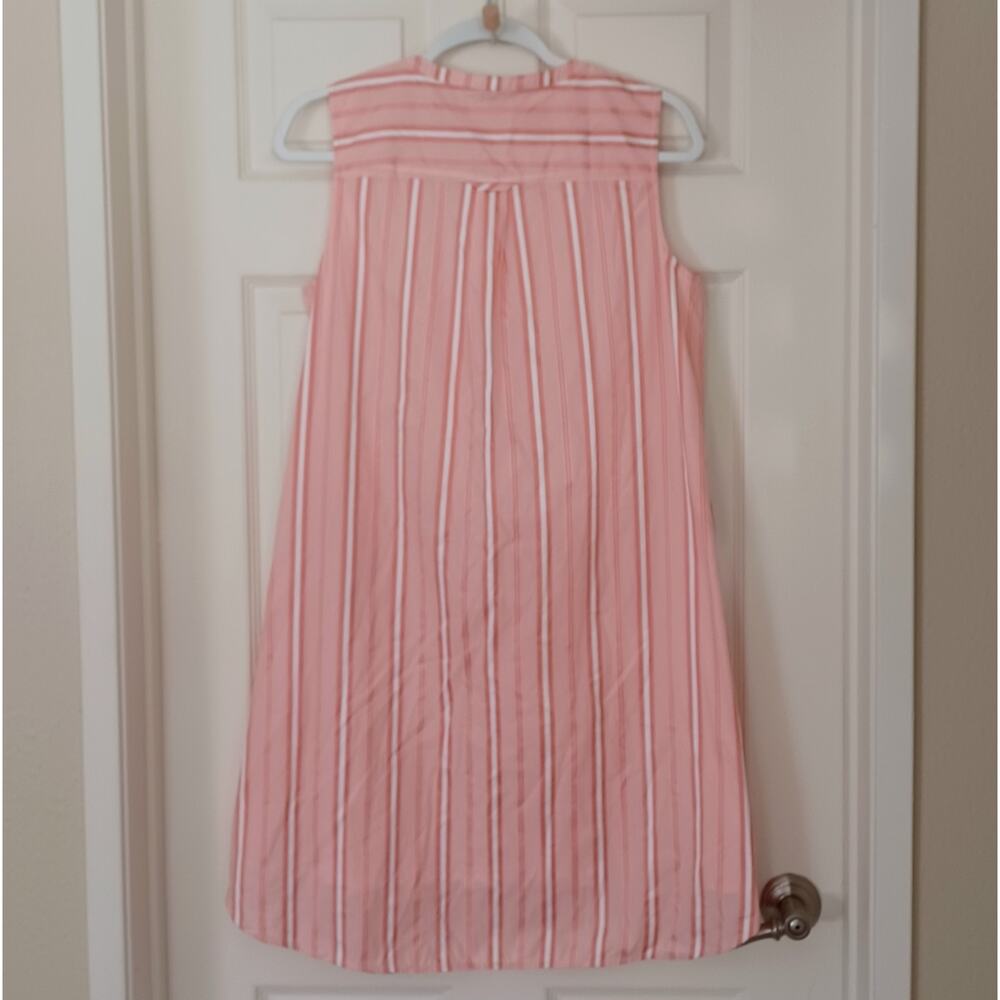 Draper James Ruffle Placket Dress Coral Pink Stripe M NWT - Picture 4 of 15